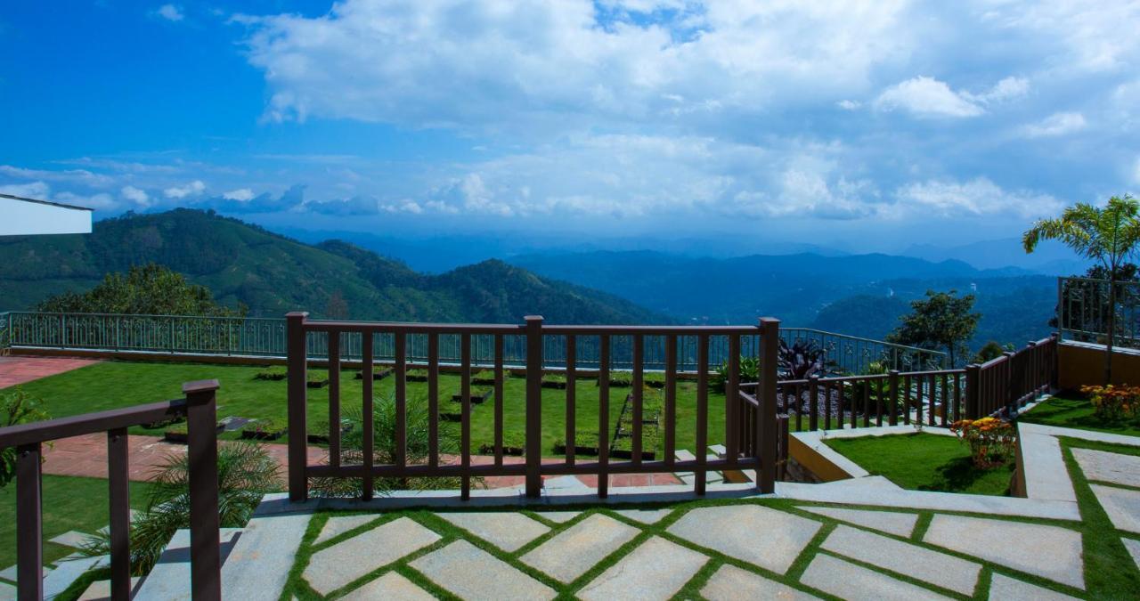 Fragrant Nature Munnar - A Five Star Classified Hotel Екстериор снимка