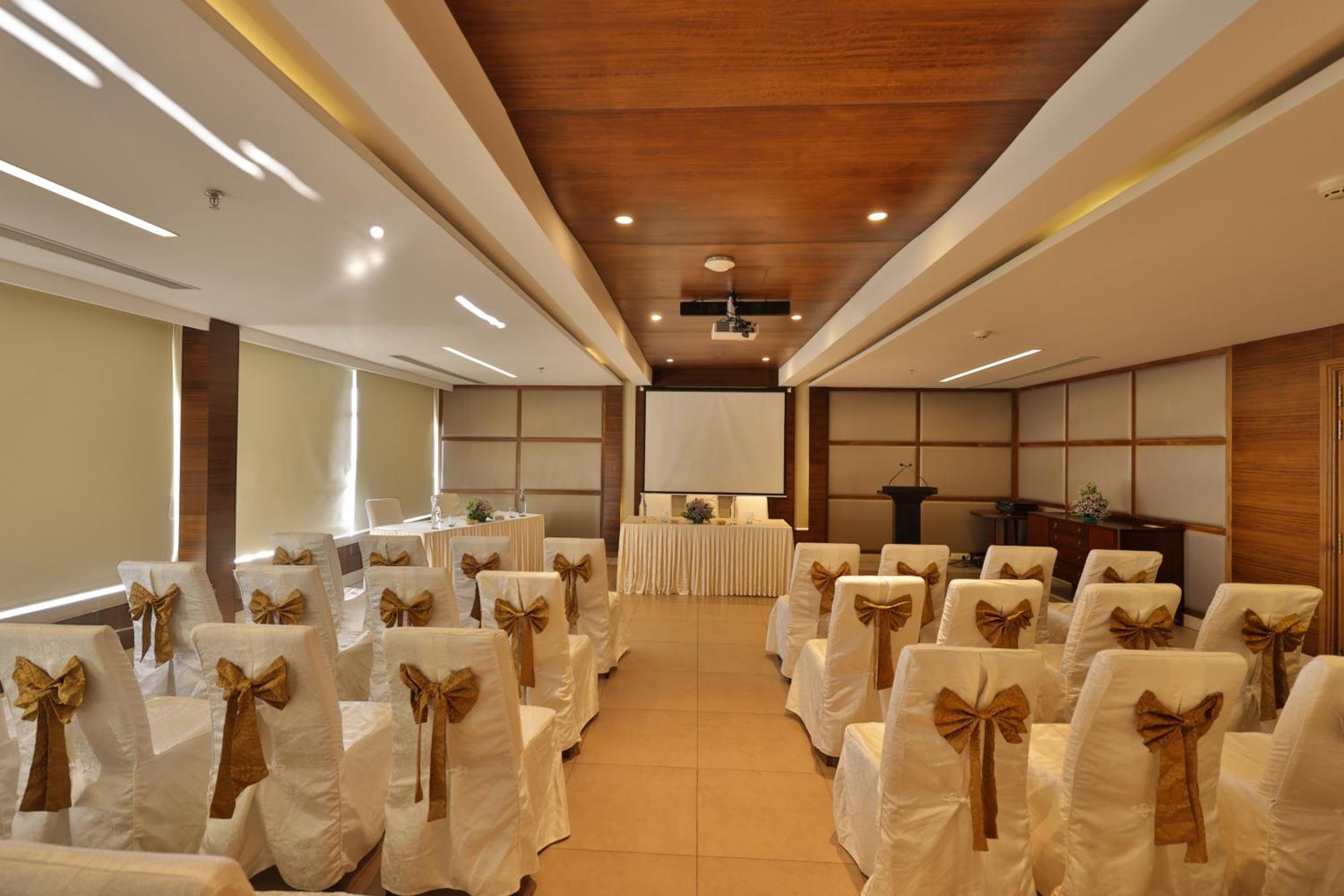 Fragrant Nature Munnar - A Five Star Classified Hotel Екстериор снимка