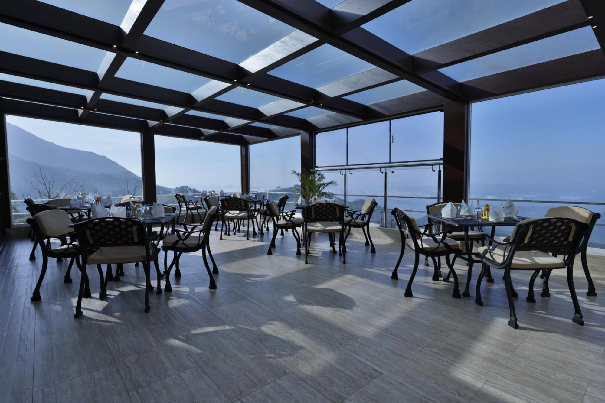 Fragrant Nature Munnar - A Five Star Classified Hotel Екстериор снимка